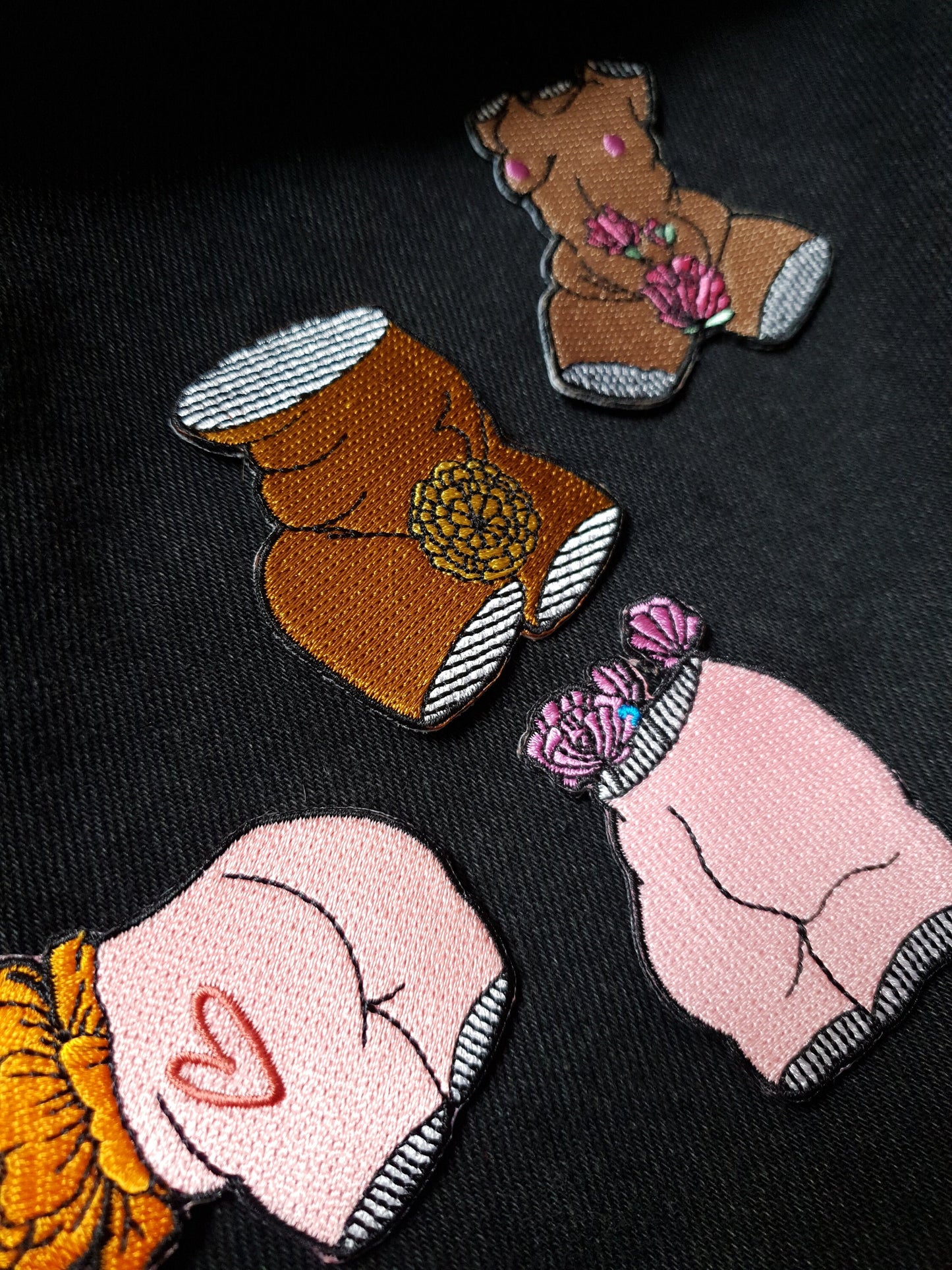 Bums & Roses - Embroidered Patch Set
