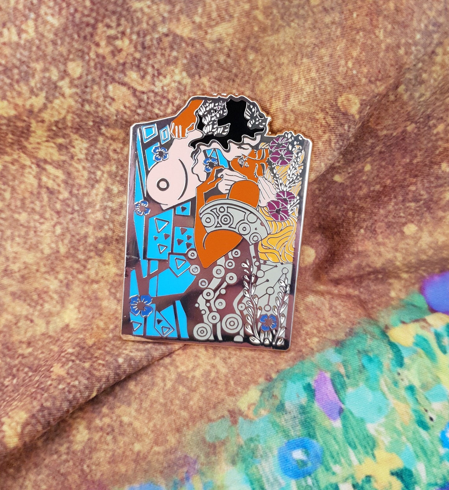 The Sapphic Kiss - Enamel Pin